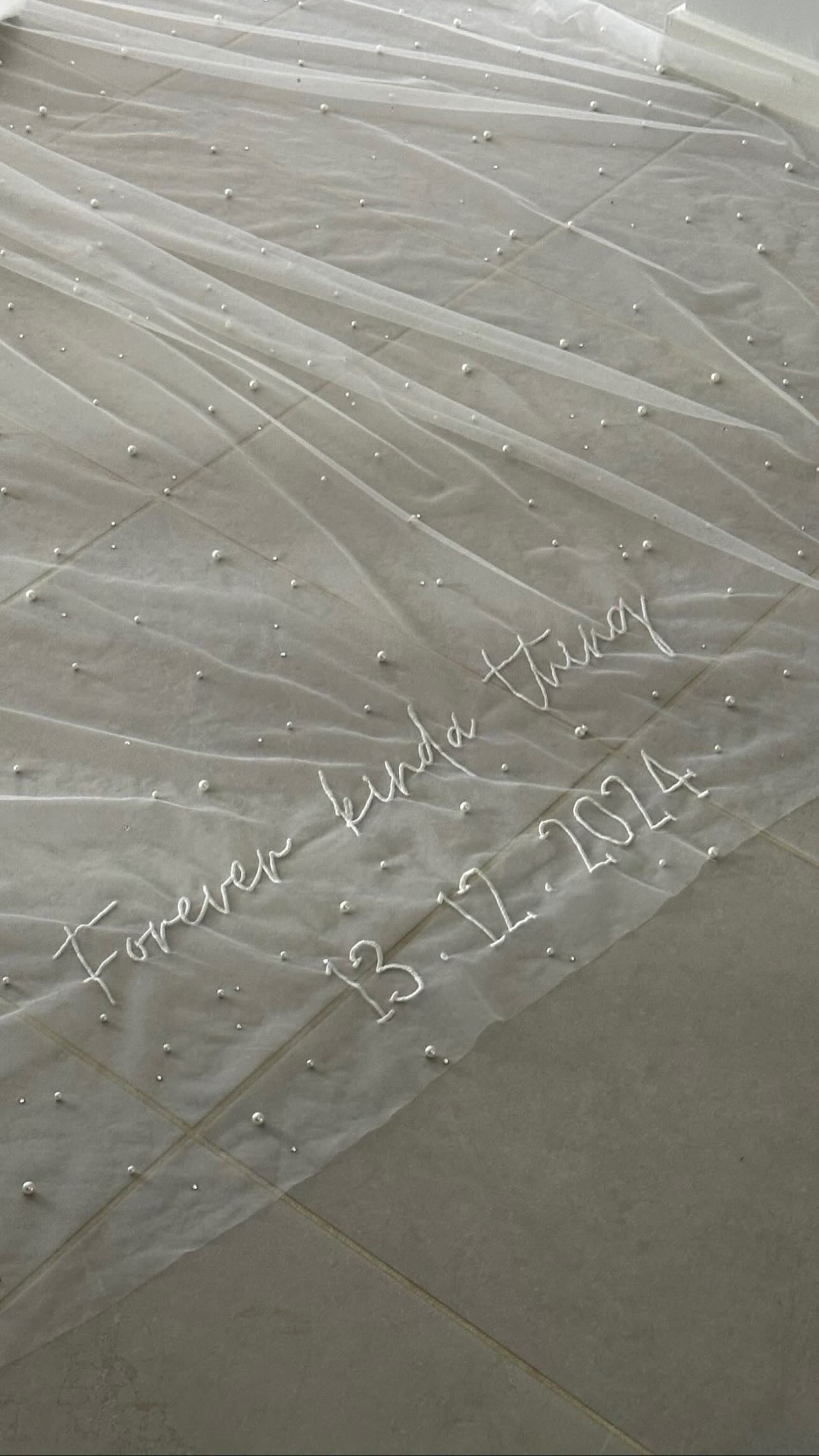 Indiana Pearl and Crystal Veil