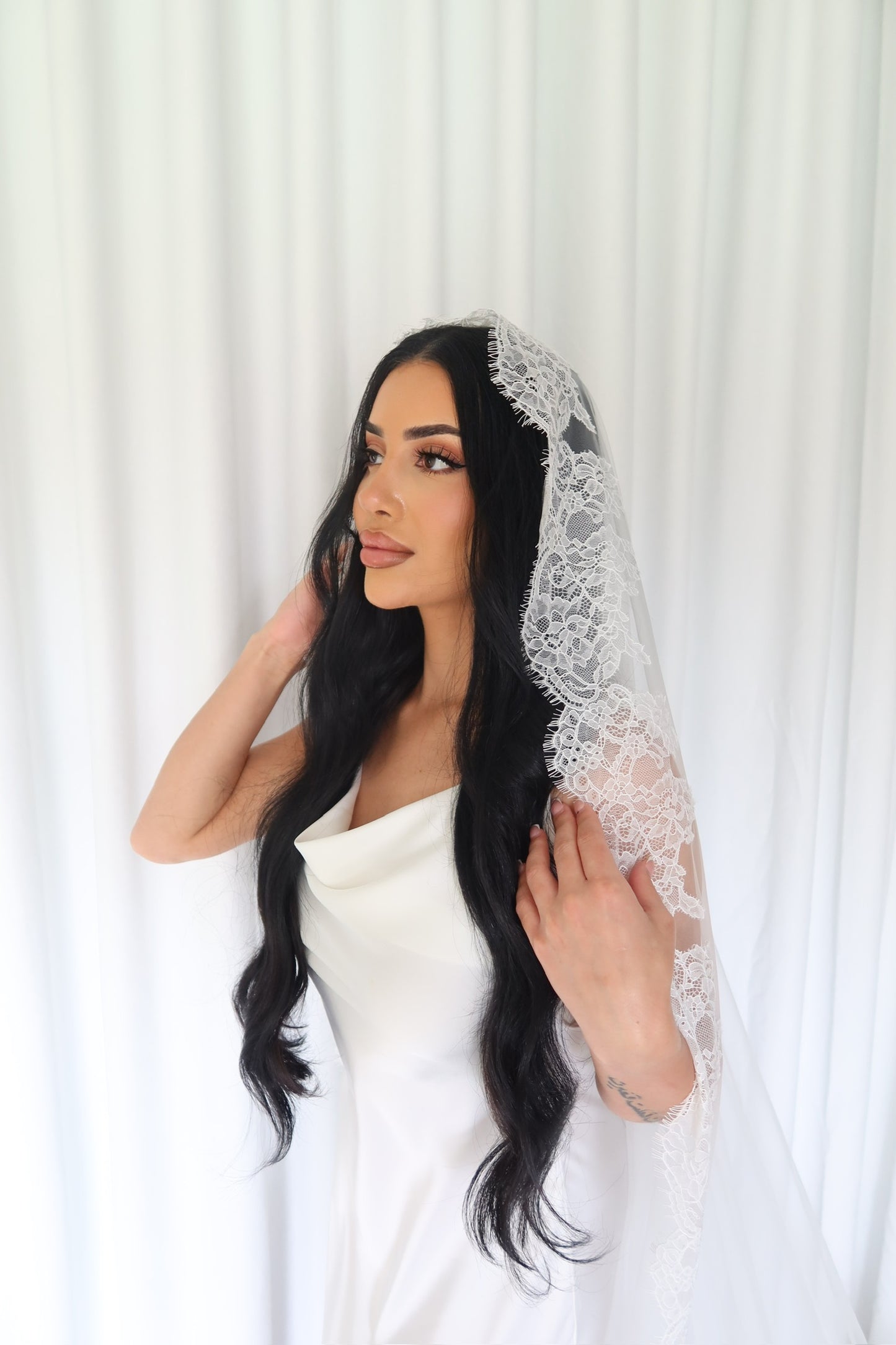 Lucia One Tier Mantilla Veil