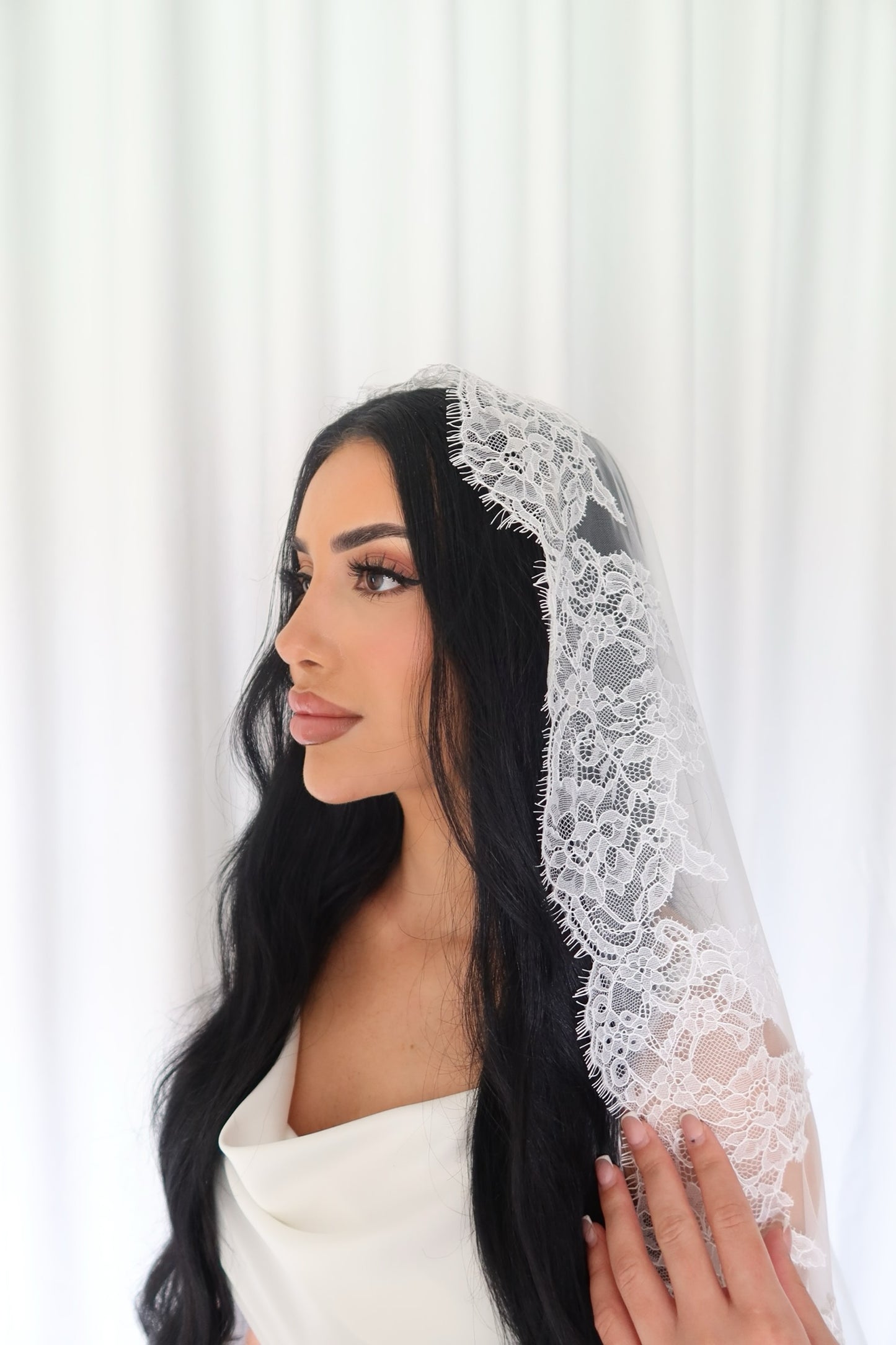 Lucia One Tier Mantilla Veil