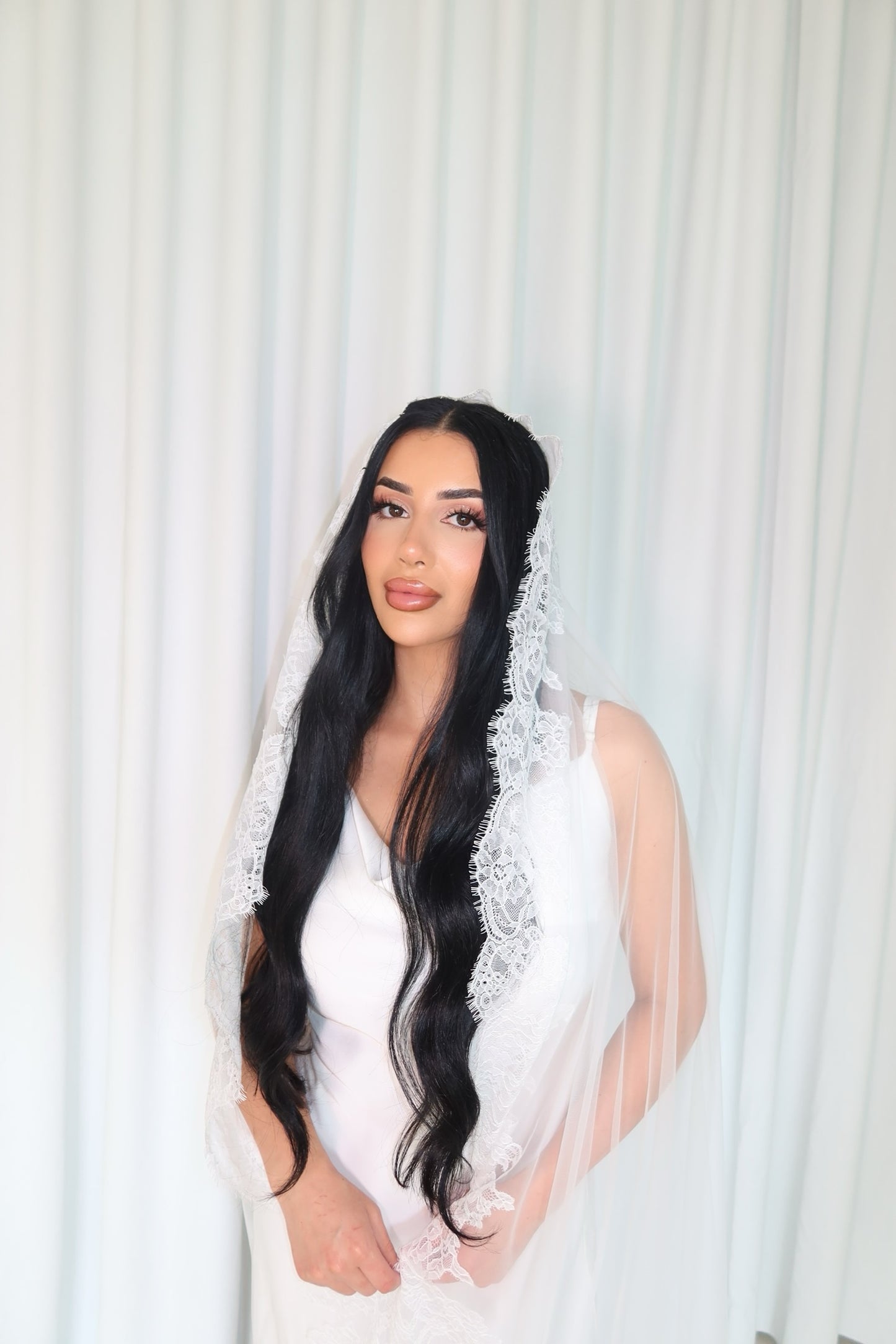 Lucia One Tier Mantilla Veil