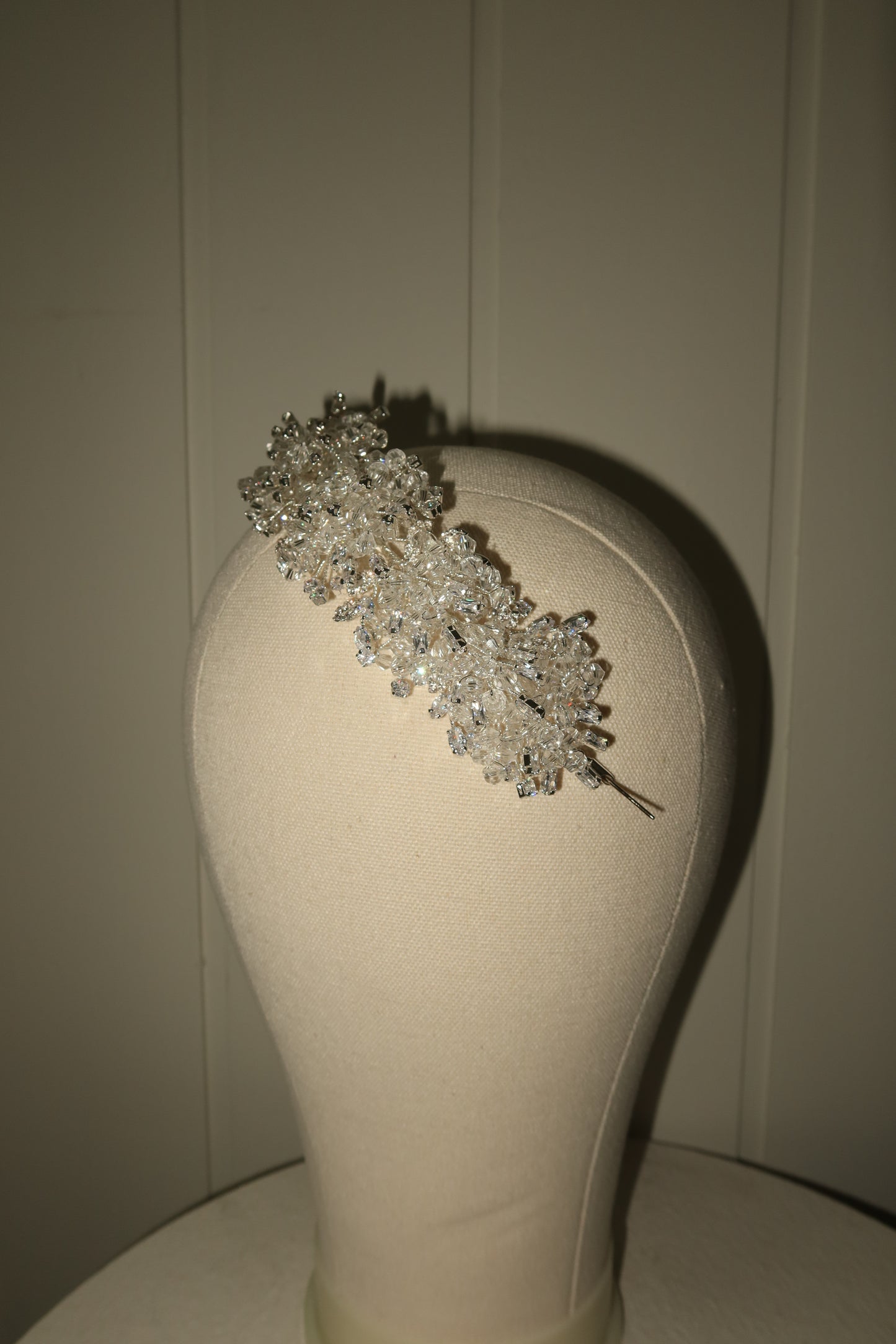 Asi Headpiece