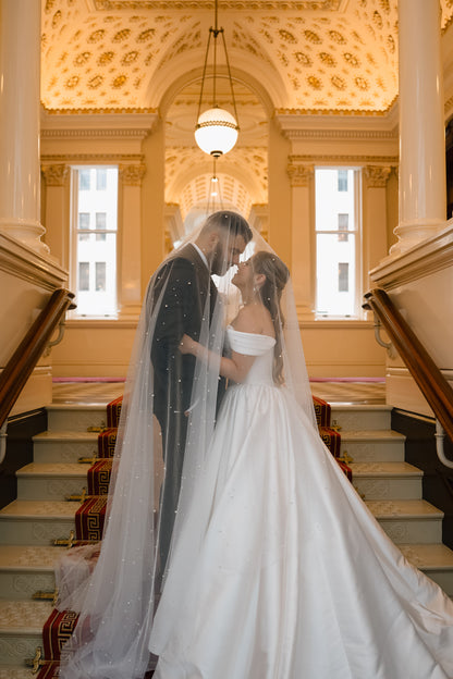 Indiana Pearl and Crystal Veil