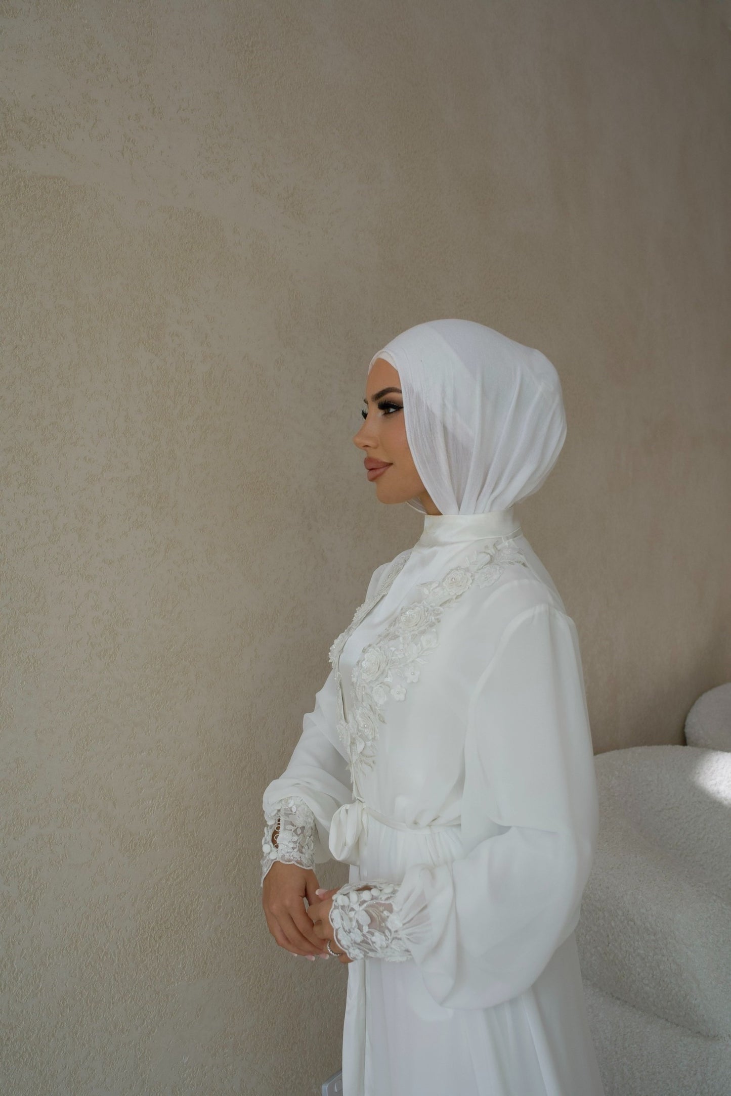Saleha Bridal Lace Robe