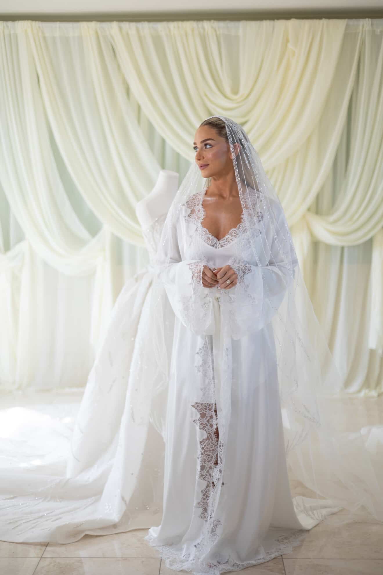 Midnight Maxi Lace Bridal Robe
