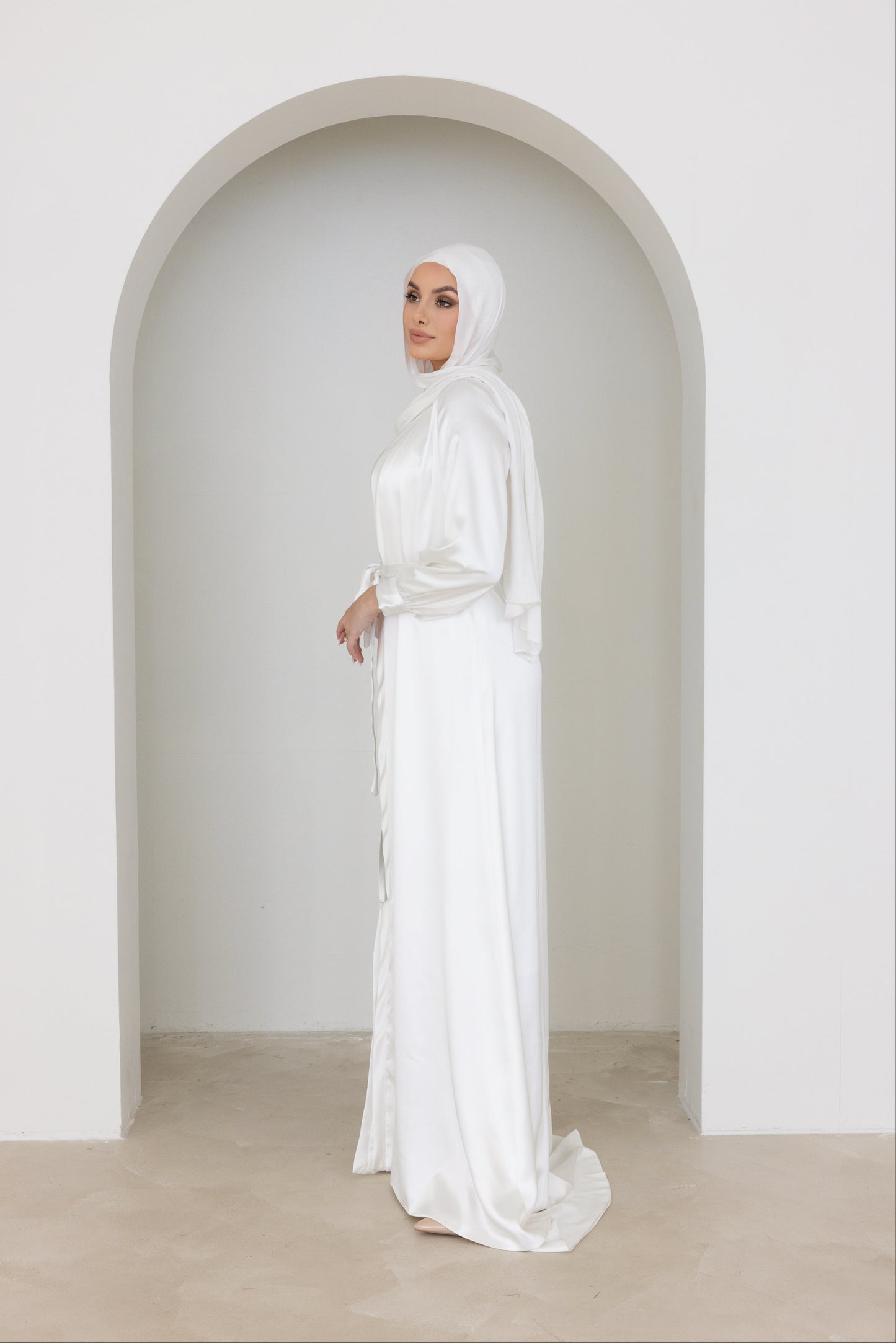 Nerine Robe
